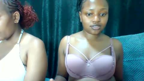 Snapshot of sexy_divaaa chatting on 26, 5, 2026 sexy_divaaa online show from 26, 5, 2026