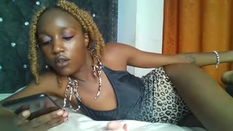 sexy_ebony_nica online show from 31, 1, 2025
