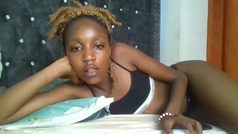 sexy_ebony_nica online show from 7, 2, 2025