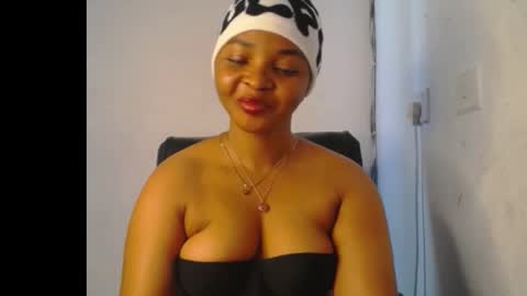 Snapshot of sexy_ebonygirl_ chatting on 15, 2, 2026 Clara online show from 15, 2, 2026