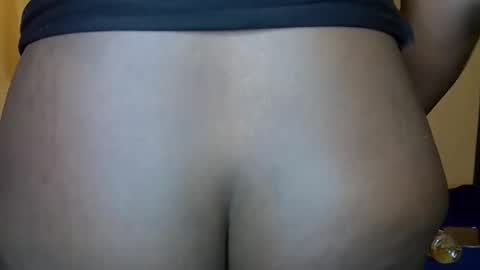 Snapshot of sexy_esther92 chatting on 17, 3, 2026 sexy_esther92 online show from 17, 3, 2026