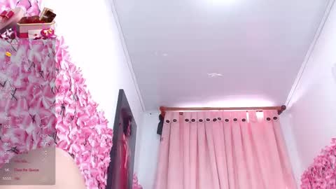 Soy Fresita online show from 12, 2, 2025