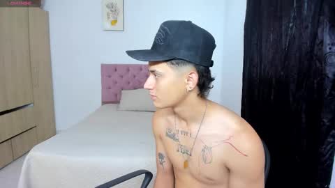 Snapshot of sexy_girl__777 chatting on 8, 3, 2025 sexy_girl__777 online show from 8, 3, 2025