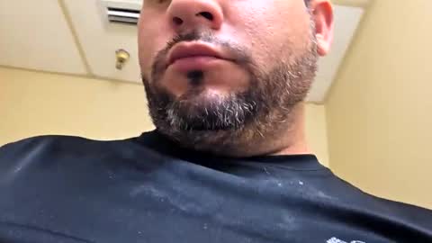 sexy_latino007 online show from 5, 1, 2026