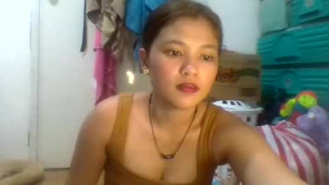 sexy_lips_pinay online show from 20, 10, 2025