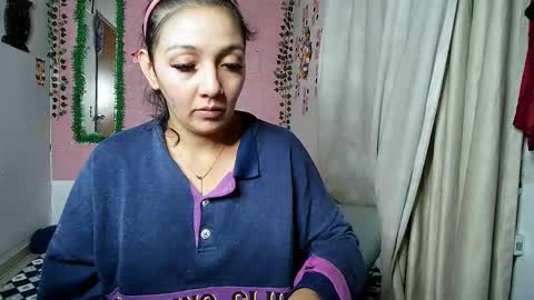 sexy lolas online show from 1, 10, 2025