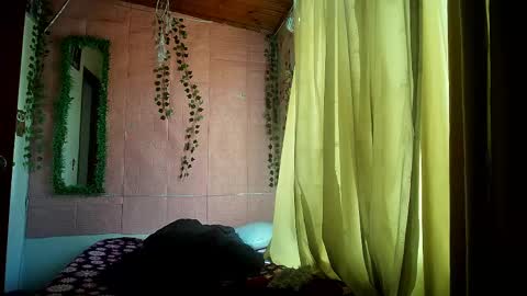 sexy lolas online show from 3, 6, 2026