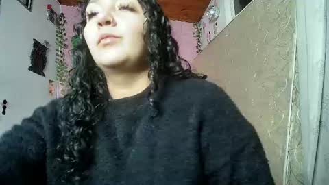 Snapshot of sexy_lolas chatting on 6, 7, 2026 sexy lolas online show from 6, 7, 2026