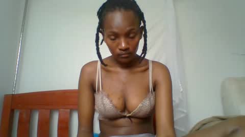 sexy_lucy012 online show from 26, 1, 2025