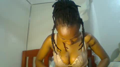 sexy_lucy012 online show from 26, 1, 2025