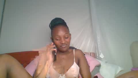 sexy_lucy012 online show from 8, 2, 2025