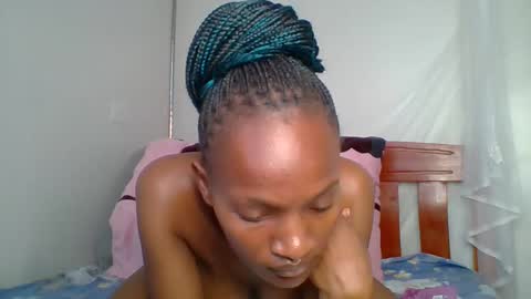 sexy_lucy012 online show from 13, 2, 2025