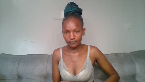 sexy_lucy012 online show from 21, 2, 2025