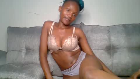 sexy_lucy012 online show from 21, 2, 2025
