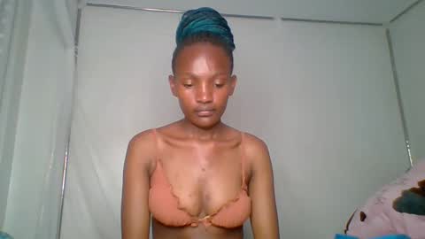 sexy_lucy012 online show from 25, 2, 2025