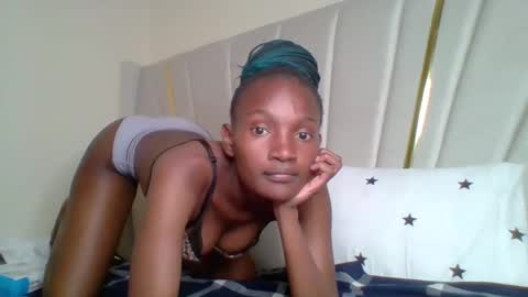 sexy_lucy012 online show from 5, 3, 2025