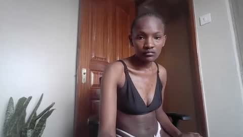 sexy_lucy012 online show from 19, 9, 2025