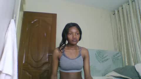 sexy_lucy012 online show from 25, 9, 2025