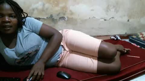 sexy_lunah online show from 1, 12, 2025