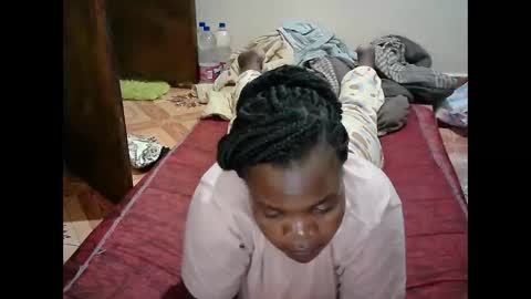 sexy_lunah online show from 15, 3, 2026