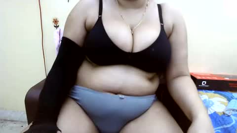 sexy_mandakini online show from 30, 4, 2026