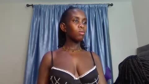 Snapshot of sexy_maya3 chatting on 8, 1, 2026 maya online show from 8, 1, 2026