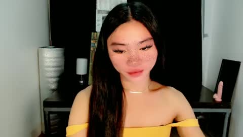 Snapshot of sexy_mikaxoxo chatting on 12, 3, 2025 mika online show from 12, 3, 2025