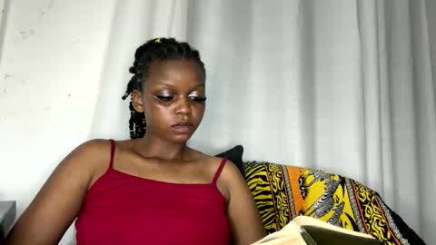 Snapshot of sexy_n_thick chatting on 20, 5, 2026 Lyn online show from 20, 5, 2026