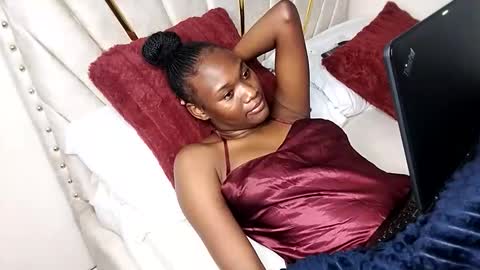 Nyla online show from 18, 4, 2026