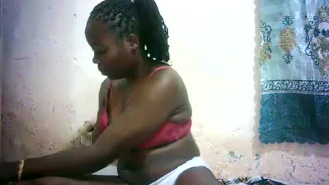 Snapshot of sexy_sandrah chatting on 5, 7, 2026 sexy_sandrah online show from 5, 7, 2026