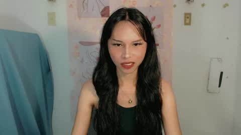 Snapshot of sexy_shanee chatting on 19, 6, 2026 shane online show from 19, 6, 2026