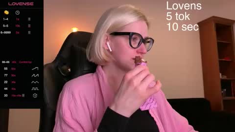 Sexy-Sweets online show from 2, 10, 2025