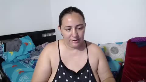 Snapshot of sexy_ticki chatting on 5, 2, 2025 janel online show from 5, 2, 2025