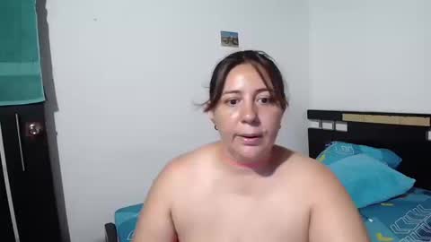 Snapshot of sexy_ticki chatting on 16, 10, 2025 janel online show from 16, 10, 2025