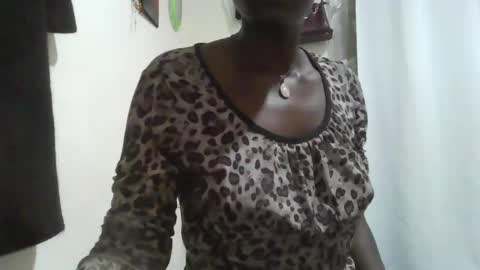 Snapshot of sexy_titz chatting on 1, 2, 2026 sexy_titz online show from 1, 2, 2026