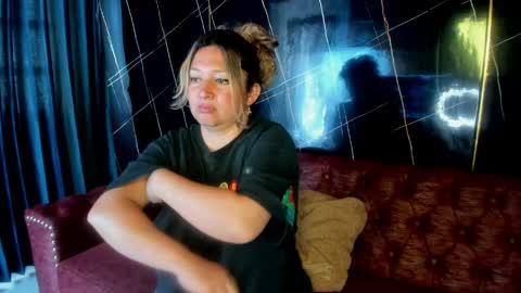 sexy_valeshca online show from 1, 4, 2026