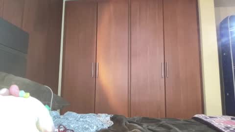 Alice Skay online show from 6, 2, 2026