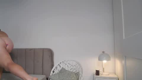 sexyandmarried online show from 12, 4, 2026