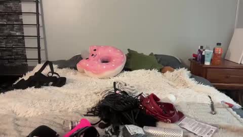 Snapshot of sexyandstoned420 chatting on 31, 12, 2024 Kali Brent online show from 31, 12, 2024