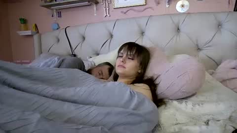 Snapshot of sexyandstoned420 chatting on 17, 9, 2025 Kali Brent online show from 17, 9, 2025