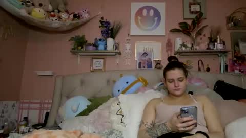 Snapshot of sexyandstoned420 chatting on 3, 2, 2026 Kali Brent online show from 3, 2, 2026