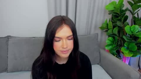 Snapshot of sexyangeloux chatting on 26, 5, 2026 Lou online show from 26, 5, 2026