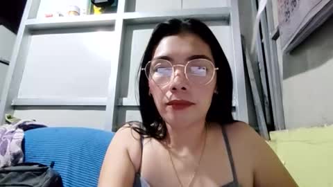 sexyathena29 online show from 11, 4, 2026
