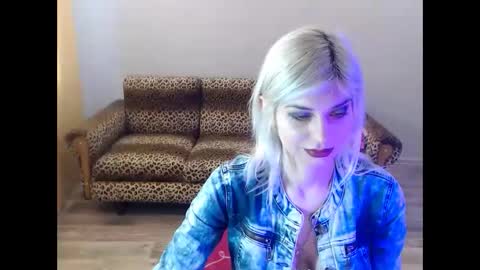 sexybeatriice online show from 4, 3, 2025