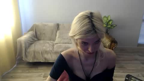 sexybeatriice online show from 23, 5, 2026