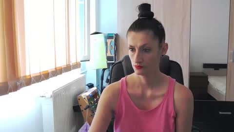 Snapshot of sexybeeaa chatting on 29, 5, 2026 SexyBea online show from 29, 5, 2026