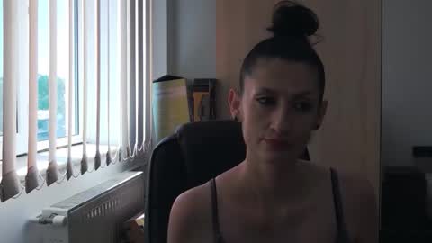 Snapshot of sexybeeaa chatting on 30, 5, 2026 SexyBea online show from 30, 5, 2026