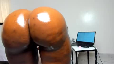 sexybootydoll online show from 17, 2, 2026