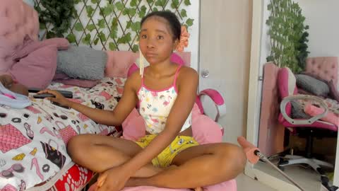 sofia online show from 27, 1, 2025