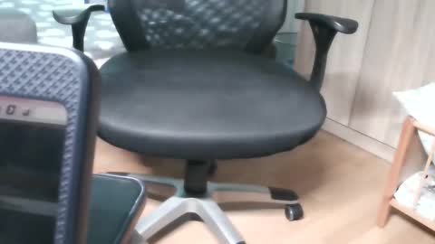 Snapshot of sexybub2 chatting on 18, 12, 2024 sexybub2 online show from 18, 12, 2024